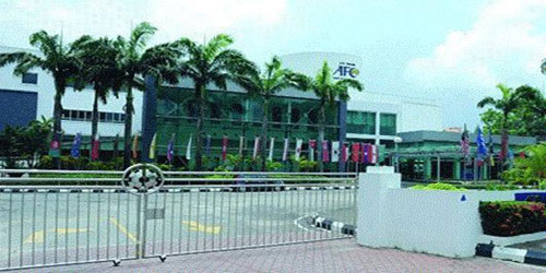 صافرة قطرية تقود مواجهة الأخضر وفلسطين 