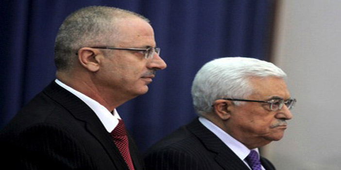  عباس يلتقي رئيس الوزراء الحمد الله لتقديم استقالة حكومته والتشاور حول تشكيل حكومة جديدة