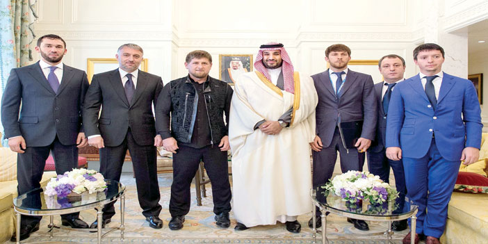  ولي ولي العهد خلال لقائه الرئيس الشيشاني في مدينة سانت بترسبيرغ الروسية