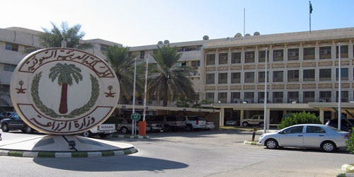 طالبت باستثناء العمالة الحرفية والعادية من حسابات السعودة.. مصدر لـ«الجزيرة»: 