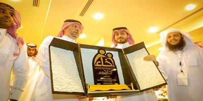 عبد الله بن مساعد يتوج القصيم بطلاً للنخبة 