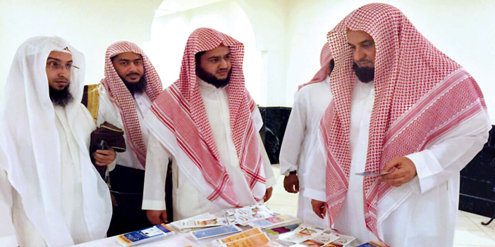  رئيس هيئة الأمر بالمعروف والنهي عن المنكر يزور عدداً من مراكز الهيئة في منطقة مكة المكرمة‎