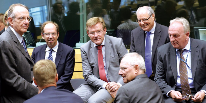  وزراء مالية أعضاء اليورو قبيل اجتماع القمة ببروكسل