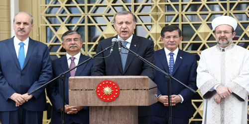 أردوغان يكلف داود أوغلو عقب تشكل ديوان رئاسة البرلمان  