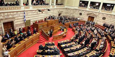 استقالة نائبة وزير المالية اليوناني العضو في حزب سيريزا 