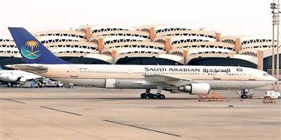انقطاع إلكتروني عطل مغادرة 12 رحلة بمطار الملك خالد الدولي 