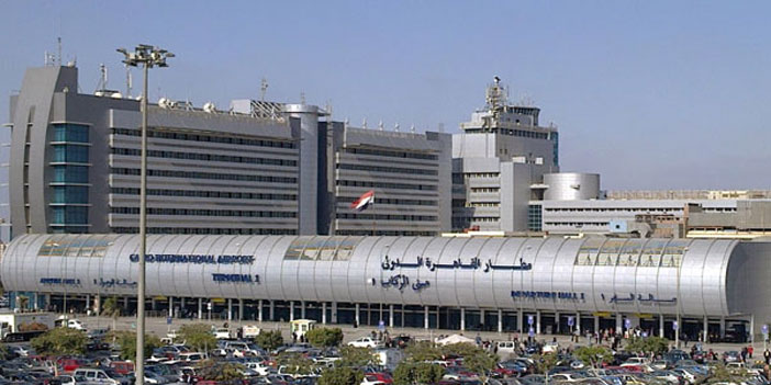 هبوط طائرتين قادمتين من جدة اضطراريًا في مطار القاهرة لسوء الطقس 