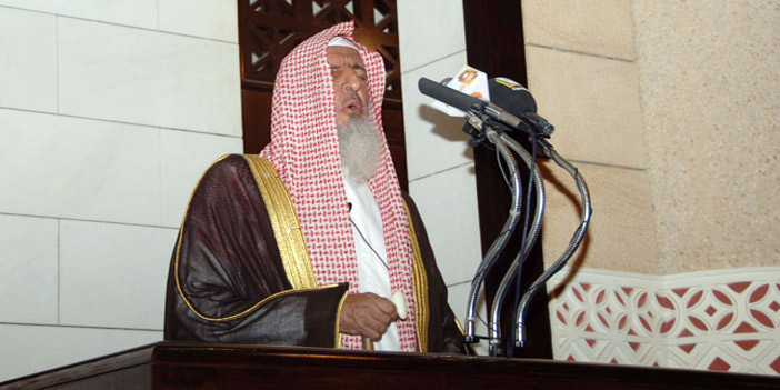  مفتي المملكة في خطبة سابقة بجامع الإمام تركي بن عبدالله
