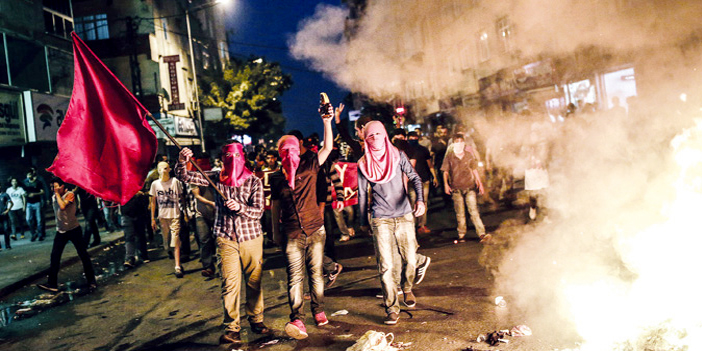  مظاهرات ضدّ الفدائيين الأكرادِ في إسطنبول