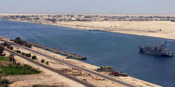 إعلان مخطط تنمية محور قناة السويس خلال افتتاح القناة الجديدة 