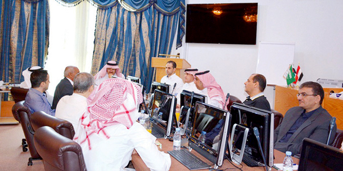 فريق من أرامكو السعودية لتطوير أنظمة الحاسب الآلي في تنفيذي صحة دول الخليج 