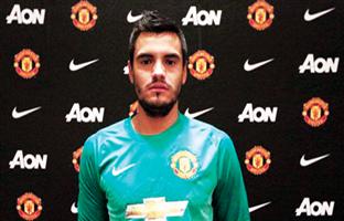 الحارس الأرجنتيني سيرخيو روميرو إلى مانشستر يونايتد 