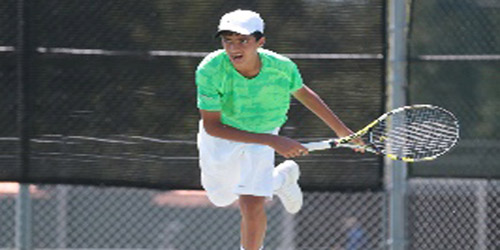 بطل التنس سعود الحقباني يتأهل لربع نهائى البطولة العربية 