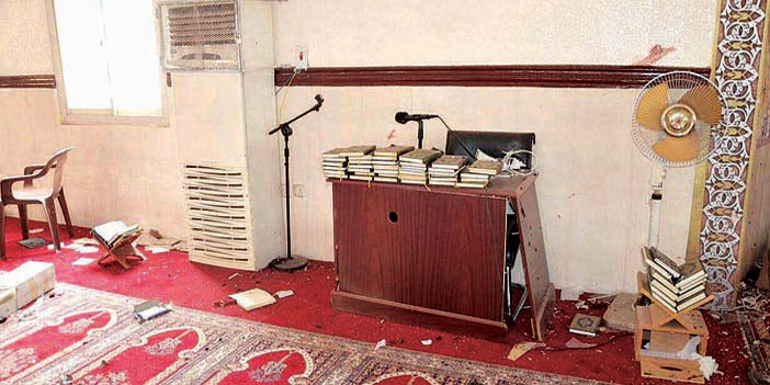 استنكر العمل الإرهابي الذي وقع في مسجد قوة الطوارئ بمنطقة عسير 