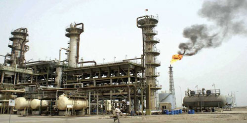 تراجع إنتاج ليبيا من النفط إلى 390 ألف برميل يومياً 