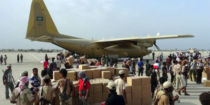 طائرة إغاثية سعودية تاسعة تصل إلى عدن محملة بـ(10) أطنان 