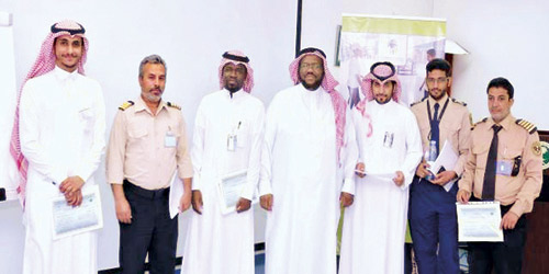  لقطة من المشاركين