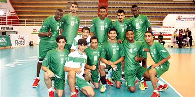 «أخضر الطائرة» يبدأ مشواره في (خليجي 5) أمام المستضيف 