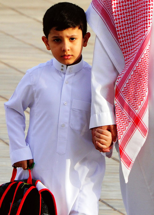 ضمن حملة توعوية تقودها وزارة التعليم 