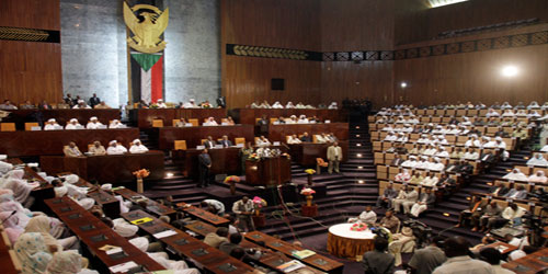 الخرطوم تشتري طائرات وخطاً للسكك الحديدية من الصين 