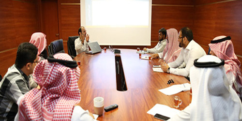  الاجتماع التنسيقي لدراسة وتحسين الخدمات الإلكترونية