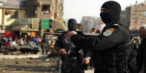مقتل انتحاري في تبادل لإطلاق النار مع الشرطة المصرية 