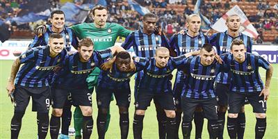 إنتر ميلان استثمر الساعات الأخيرة ليضيف ثلاث صفقات إلى قائمة إنجازاته 