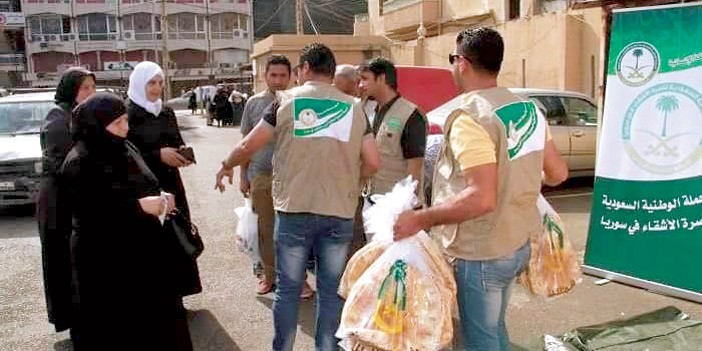 الحملة الوطنية السعودية توفر مادة الخبز لأكثر من 120 ألف أسرة سورية في لبنان 