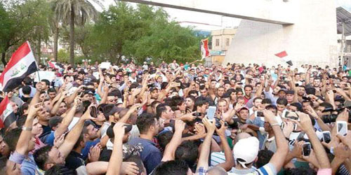  مظاهرات في بغداد مطالبين بالقضاء على الفساد