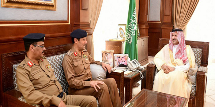  سموه يستقبل المدير العام للدفاع المدني