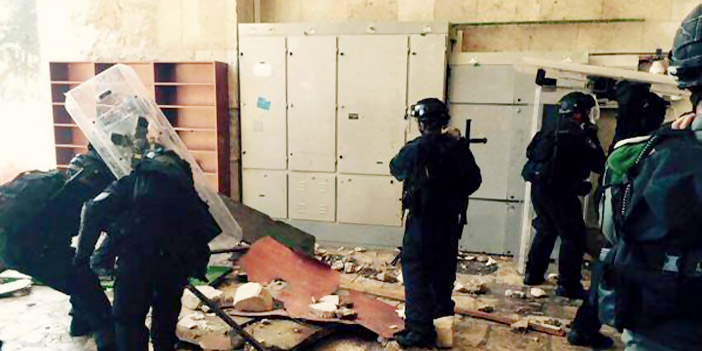  قوات الاحتلال الإسرائيلي تقتحم المسجد الأقصى لليوم الثاني على التوالي