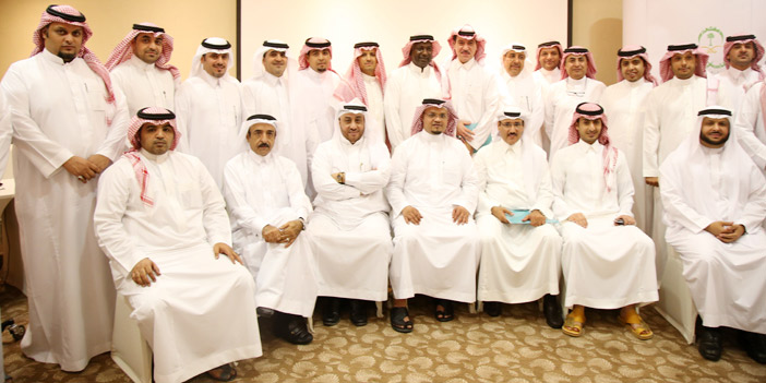  أعضاء الجمعية في لقطة جماعية