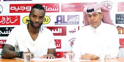الفيصلي يواصل الاستعداد للاتحاد بالسرعة ويوقع مع هداف غينيا الاستوائية 