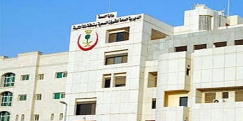 تنفيذاً لأوامر المليك.. برفقة أطقم طبية وسيارات مخصصة 