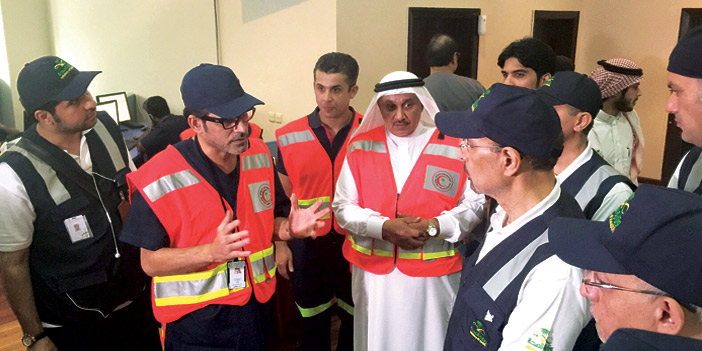 وزير الصحة يطلع على أحدث آليات الهلال الأحمر 