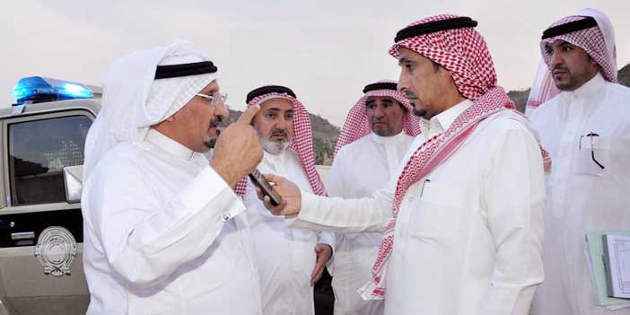  الدكتور السويد يتحدث للزميل الشيباني