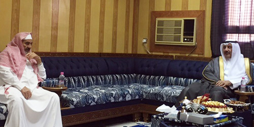  التمياط أثناء الزيارة