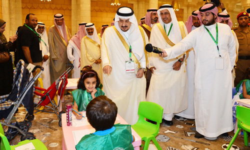  لقطات من جولة أمير الرياض في قصر الحكم