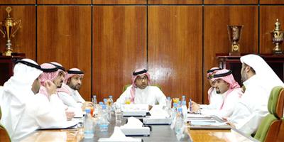 الاتفاق يقترب من إعلان عدد من عقود الرعاية 