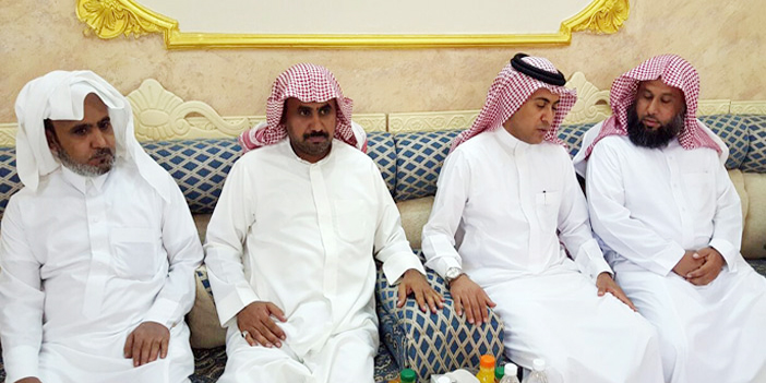  أثناء أداء واجب العزاء بمحافظة محايل عسير