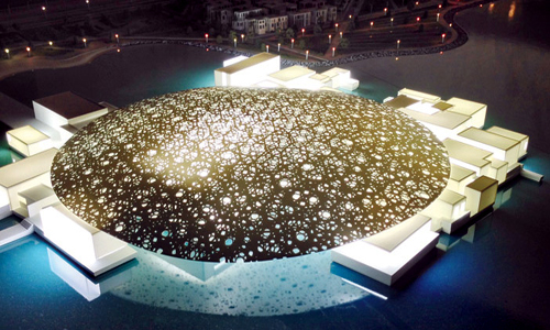  مجسم اللوفر في أبو ظبي