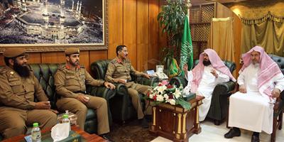 الشيخ السديس بحث مع قائد قوة أمن الحرم تطوير الخدمات 