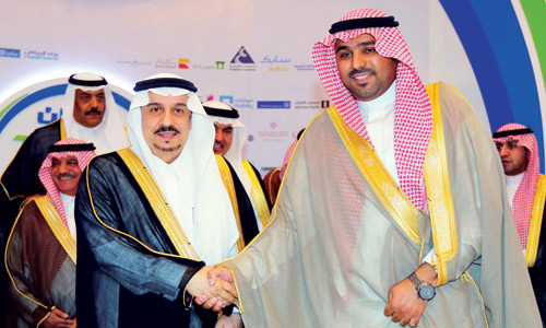 أمير منطقة الرياض يكرم (موبايلي) لكونها ضمن العلامات التجارية الأكثر رواجاً بالمملكة 