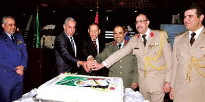 ملحق الدفاع: المشاركة المصرية في قوات التحالف دلالة جديدة على وحدة الرؤية وقوة العلاقات المصرية-السعودية 
