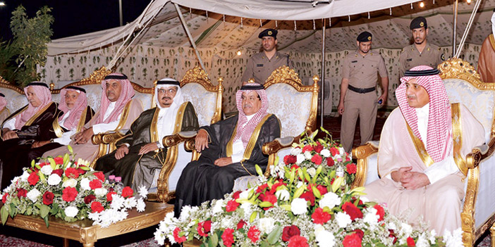  الأمير فهد بن سلطان خلال التدشين