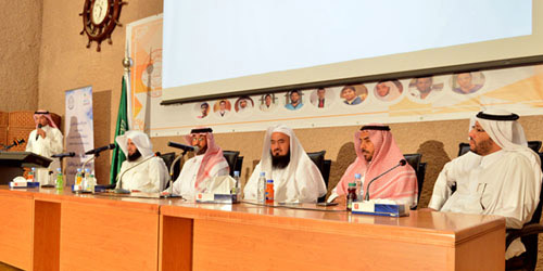  وفد مركز الأمير محمد بن نايف للمناصحة والرعاية