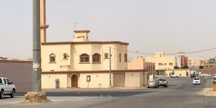  عدسة الجزيرة ترصد توسط العمود لأحد شوارع الصالحية