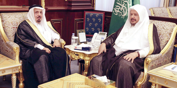 رئيس مجلس الشورى يستقبل سفير خادم الحرمين الشريفين المعين لدى فرنسا 