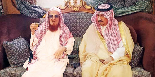  الأمير فيصل بن بندر يقدم تعازيه للشيخ الظاهري