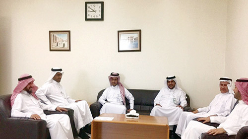  جانب من الاجتماع الأول للجنة الأوقاف